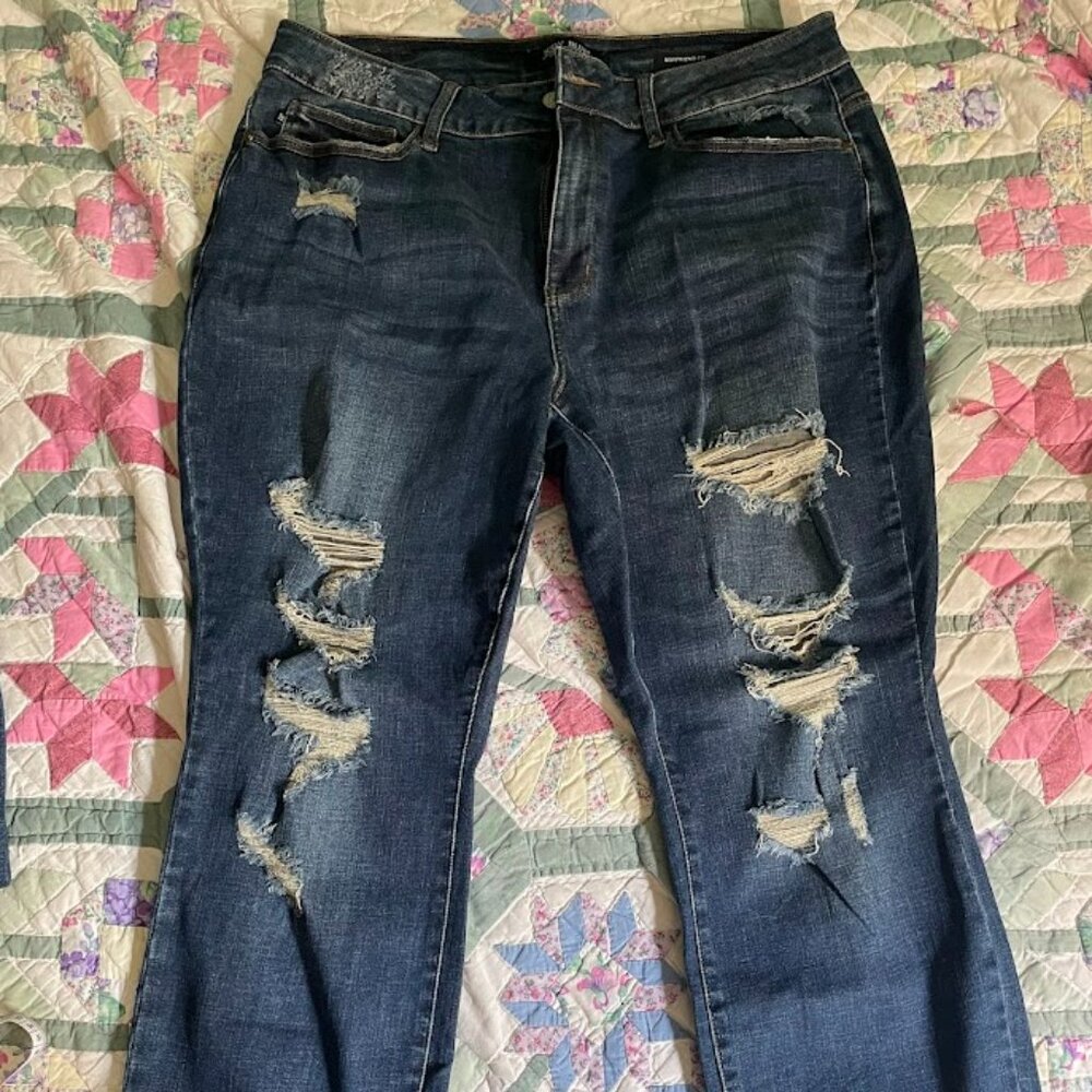 Judy Blue jeans - 18W distressed boyfriend fit